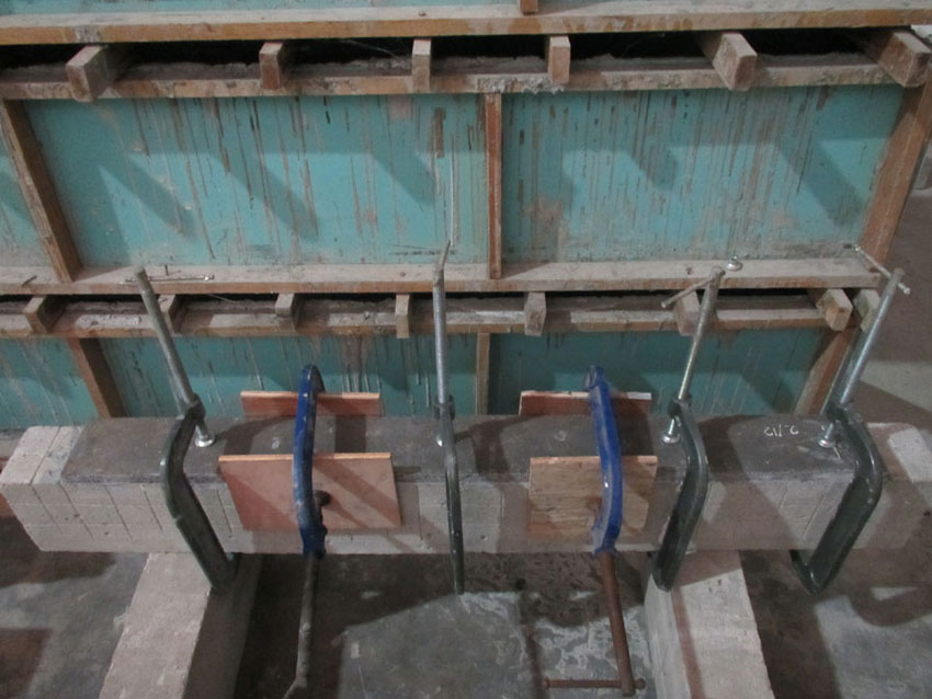 Retrofitting of damaged reinforced concrete beams with a new green cementitious composites material. Advances in Engineering