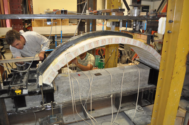 Limit Analysis of Vaulted Structures Strengthened by an Innovative Technology in Applying CFRP. Advances in Engineering