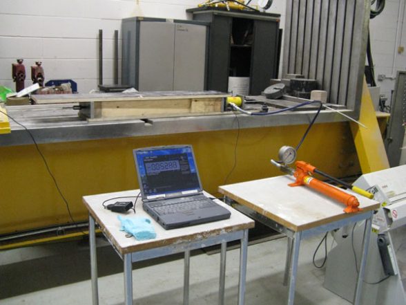 Determination of transfer stress from ruptured pre-load galvanized tendons in tanks and bund walls. Advances in Engineering